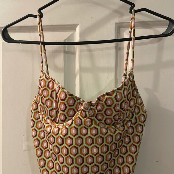 Zara swimsuit - Picture 2 of 4